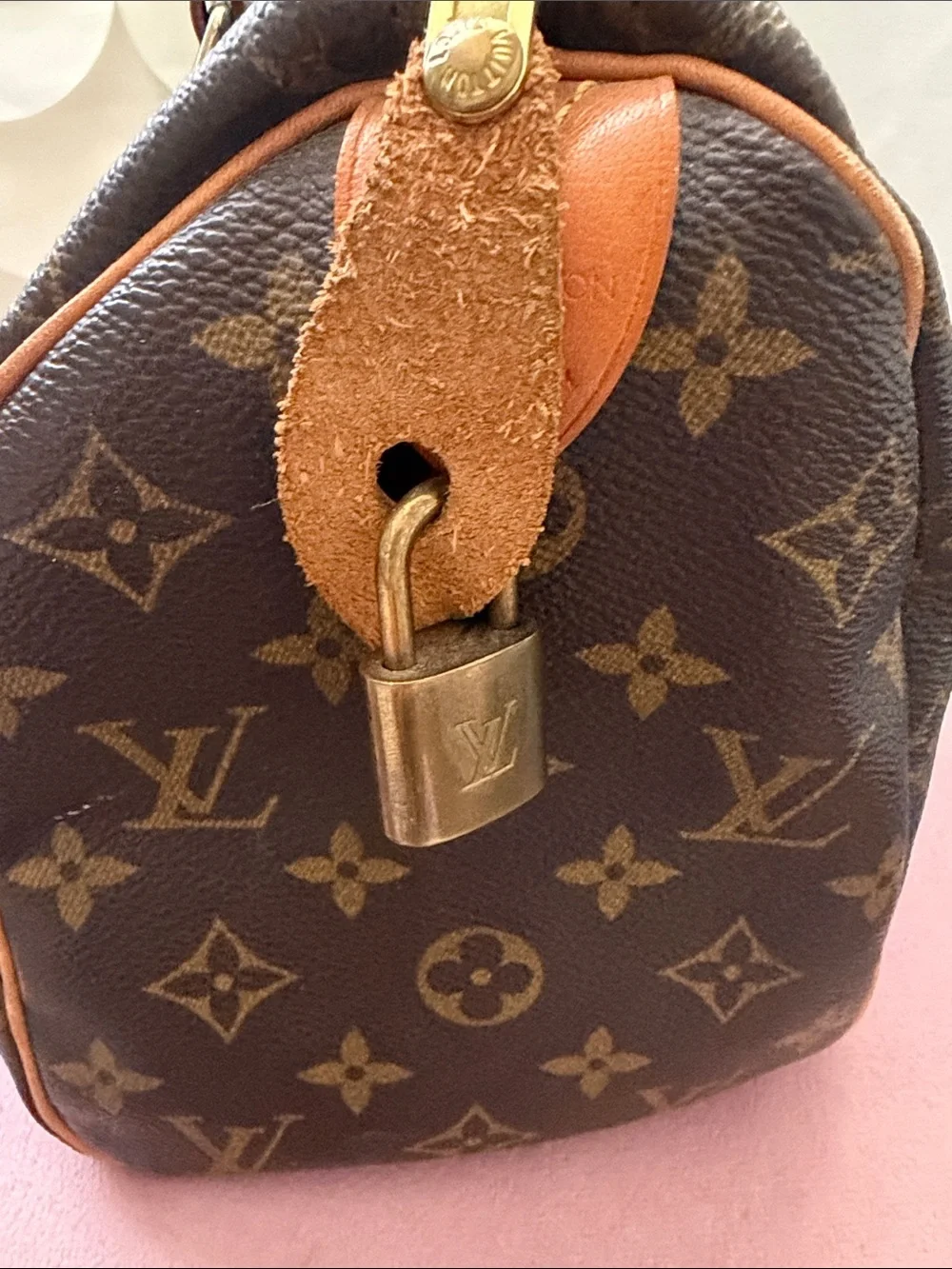 Louis Vuitton Monogram speedy in Dark Brown with Tan Trim